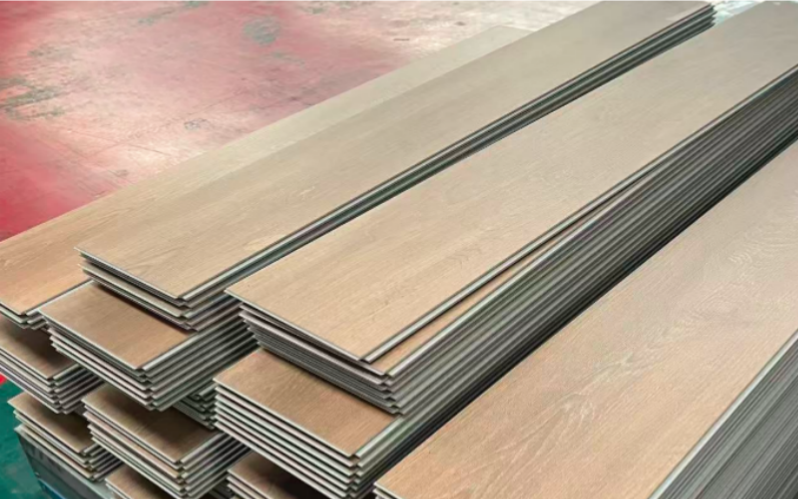 The Warehouse and Factory Use Commercial-grade 5-millimeter Waterproof Vinyl Floor with Anti-slip Su