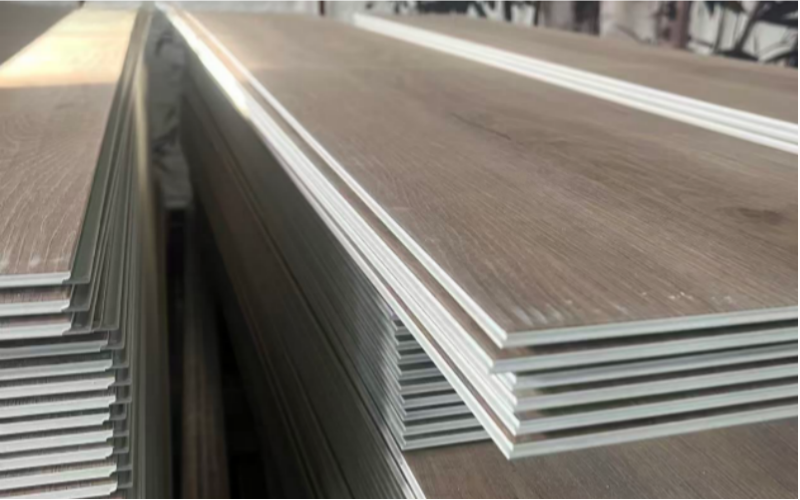High-quality Modern Wear Resistant Anti-Slip Self-Adhesive Formaldehyde-free SPC Flooring